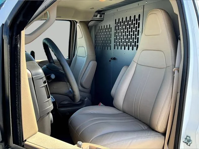 2026 Chevrolet Express Cargo Work Van - Photo 10