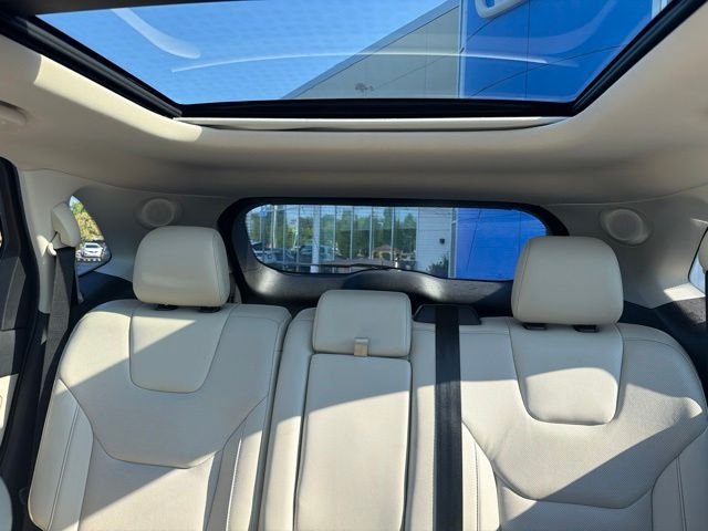 Used 2019 Stone Gray Metallic Ford Titanium image 15