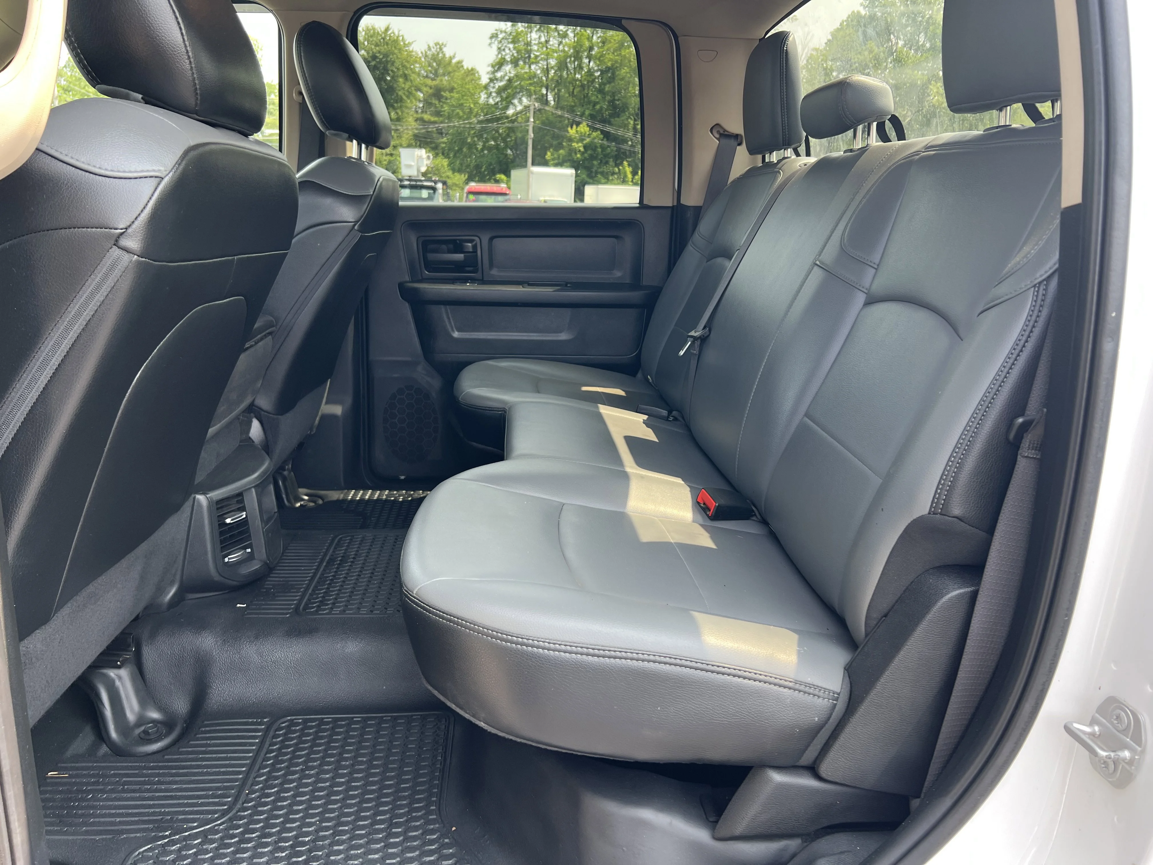 2020 RAM Ram 3500 Chassis Cab Tradesman - Photo 16
