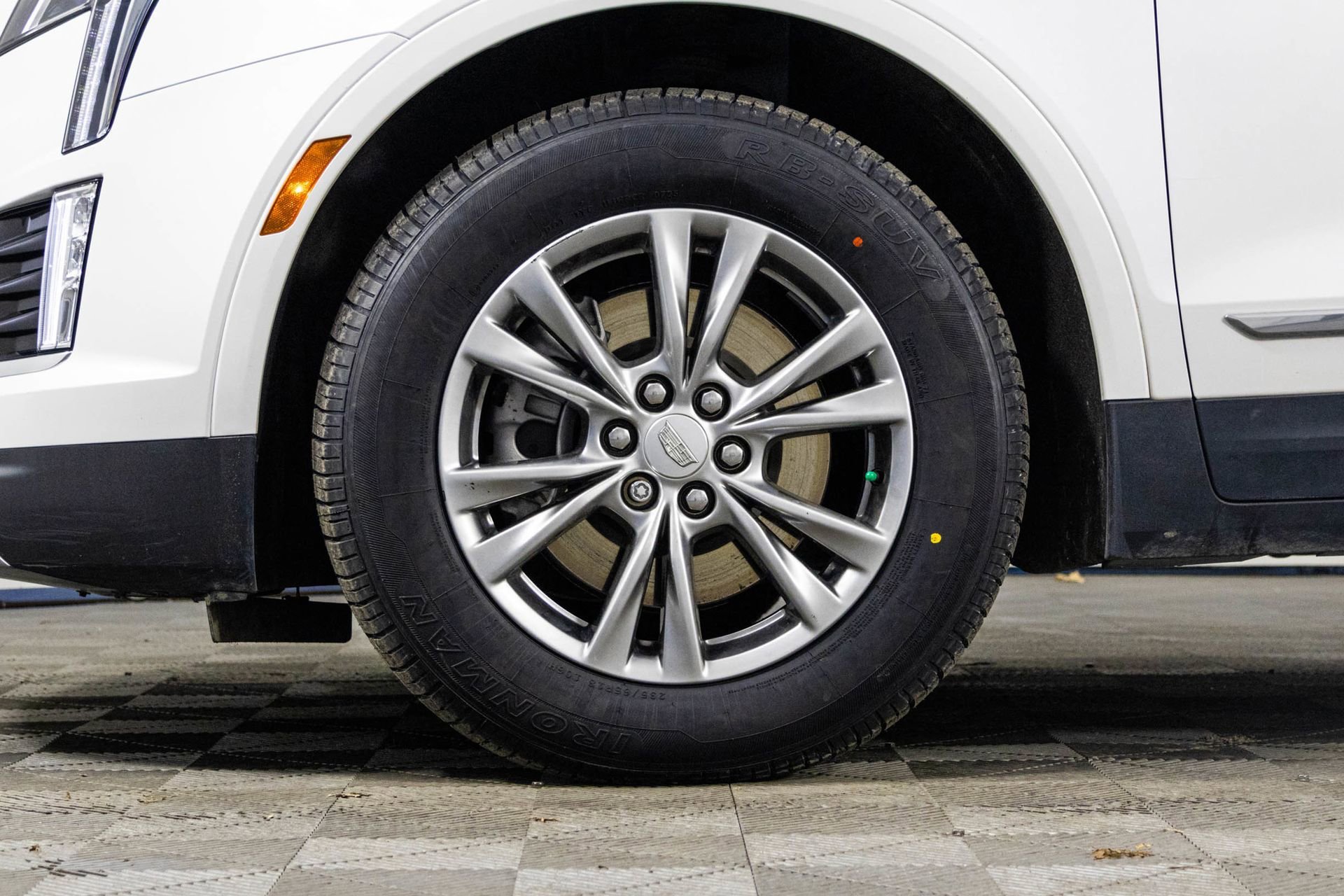 2023 CADILLAC XT5 - Image 46