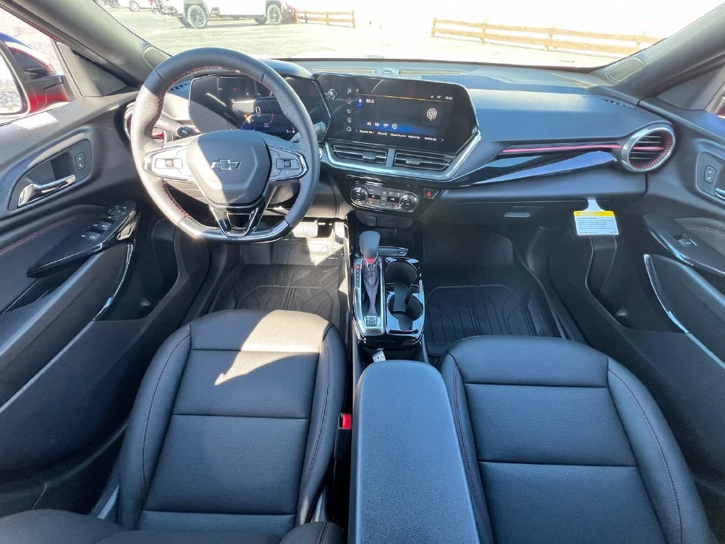 2026 Chevrolet Trax RS - Photo 8