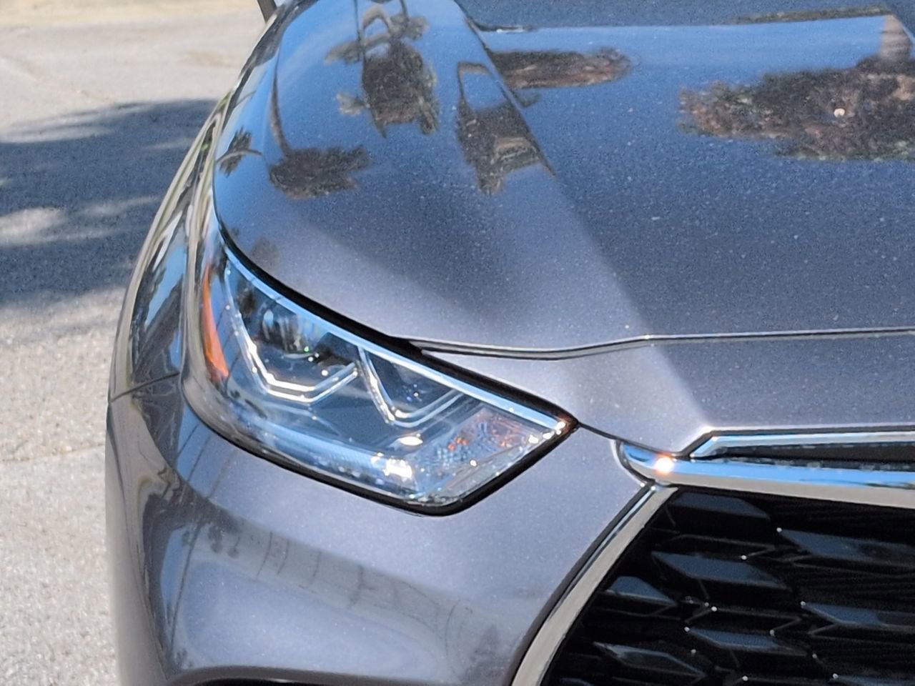 Used 2024 Magnetic Gray Metallic Toyota Hybrid Platinum image 9