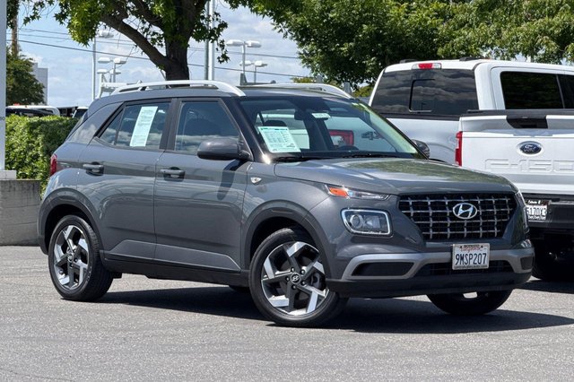 2025 Hyundai Venue SEL
