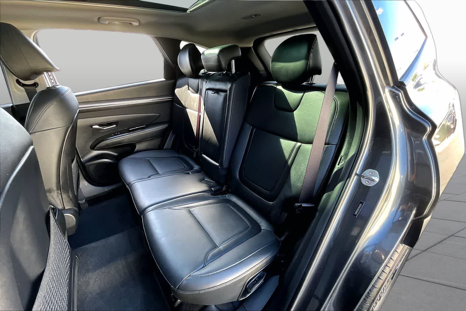 Used 2023 Phantom Black Hyundai Limited image 20