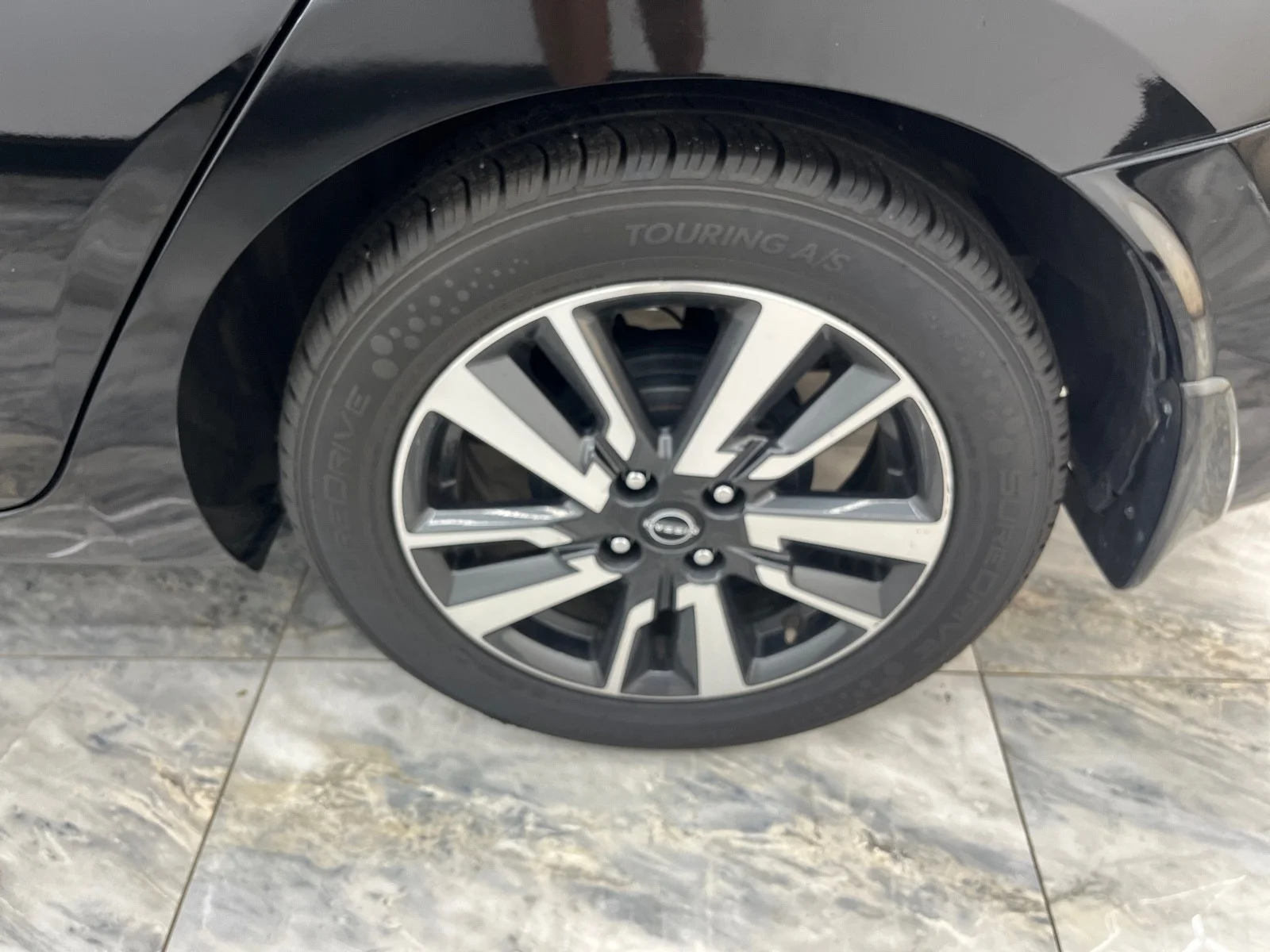 Used 2024 Super Black Nissan SV image 36