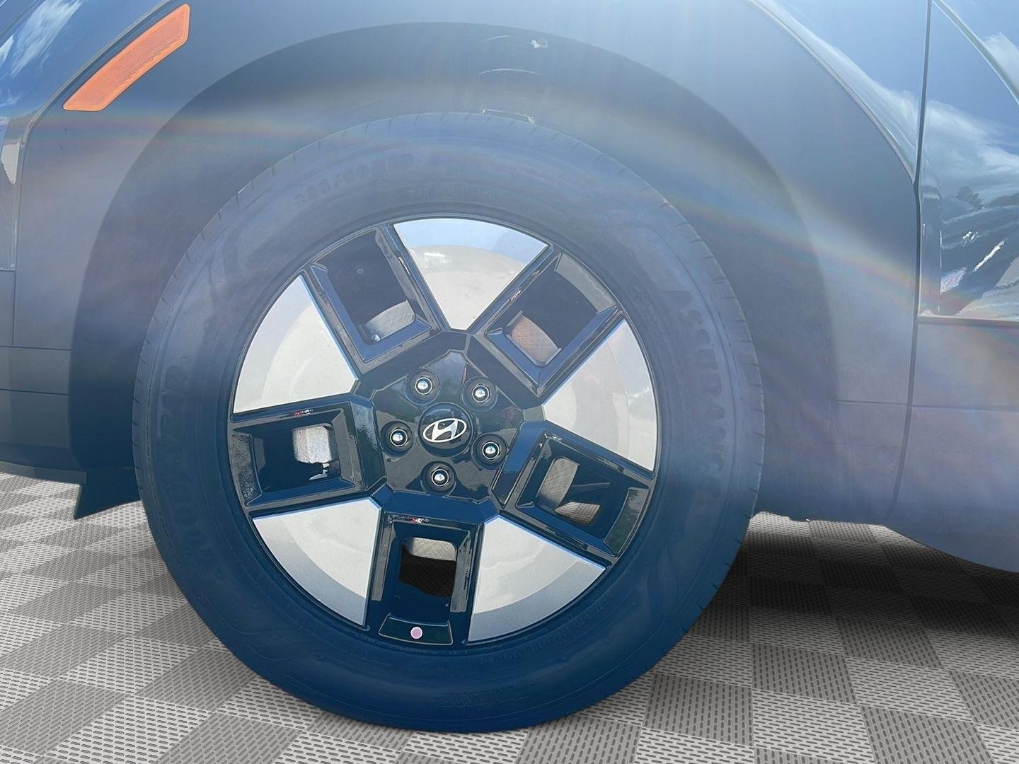 New 2026 Hampton Gray Hyundai SEL image 9