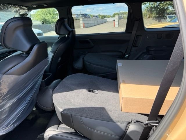 New 2027 Terrain Brown Kia X-Line EX image 9