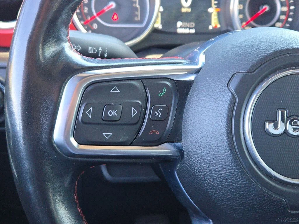 Used 2020 Black Jeep Unlimited Rubicon image 30