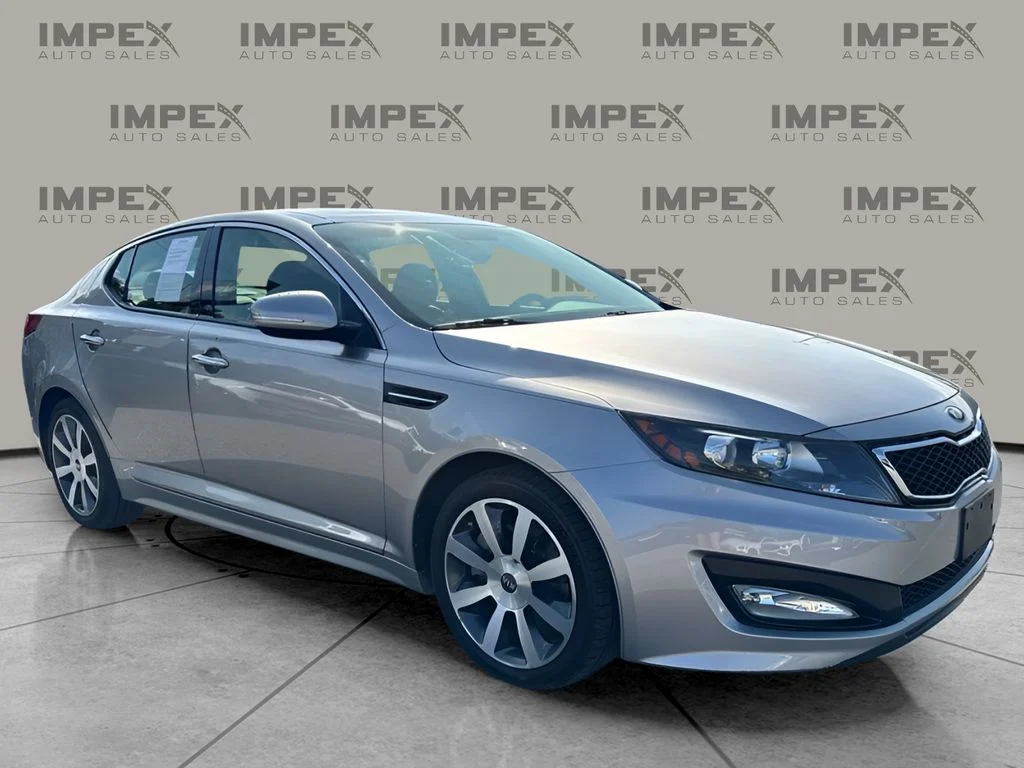 Used 2013 Silver Kia SX image 7