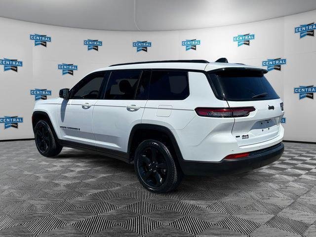 Used 2023 Bright White Clearcoat Jeep Altitude image 4