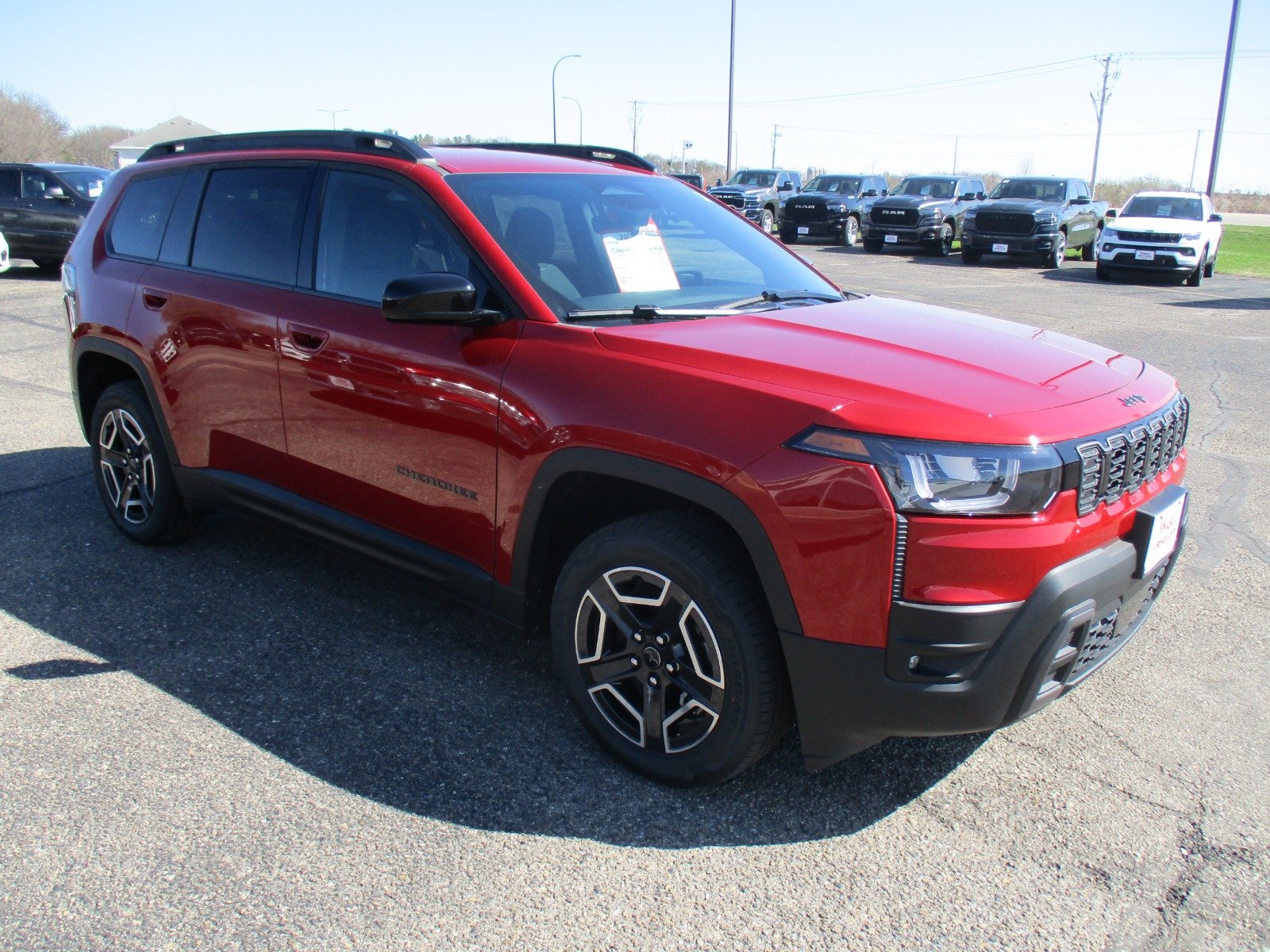 New 2026 Red Hot Pearl-Coat Exterior Paint Jeep Laredo image 9