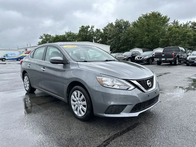 Used 2016 Gray Nissan S image 11