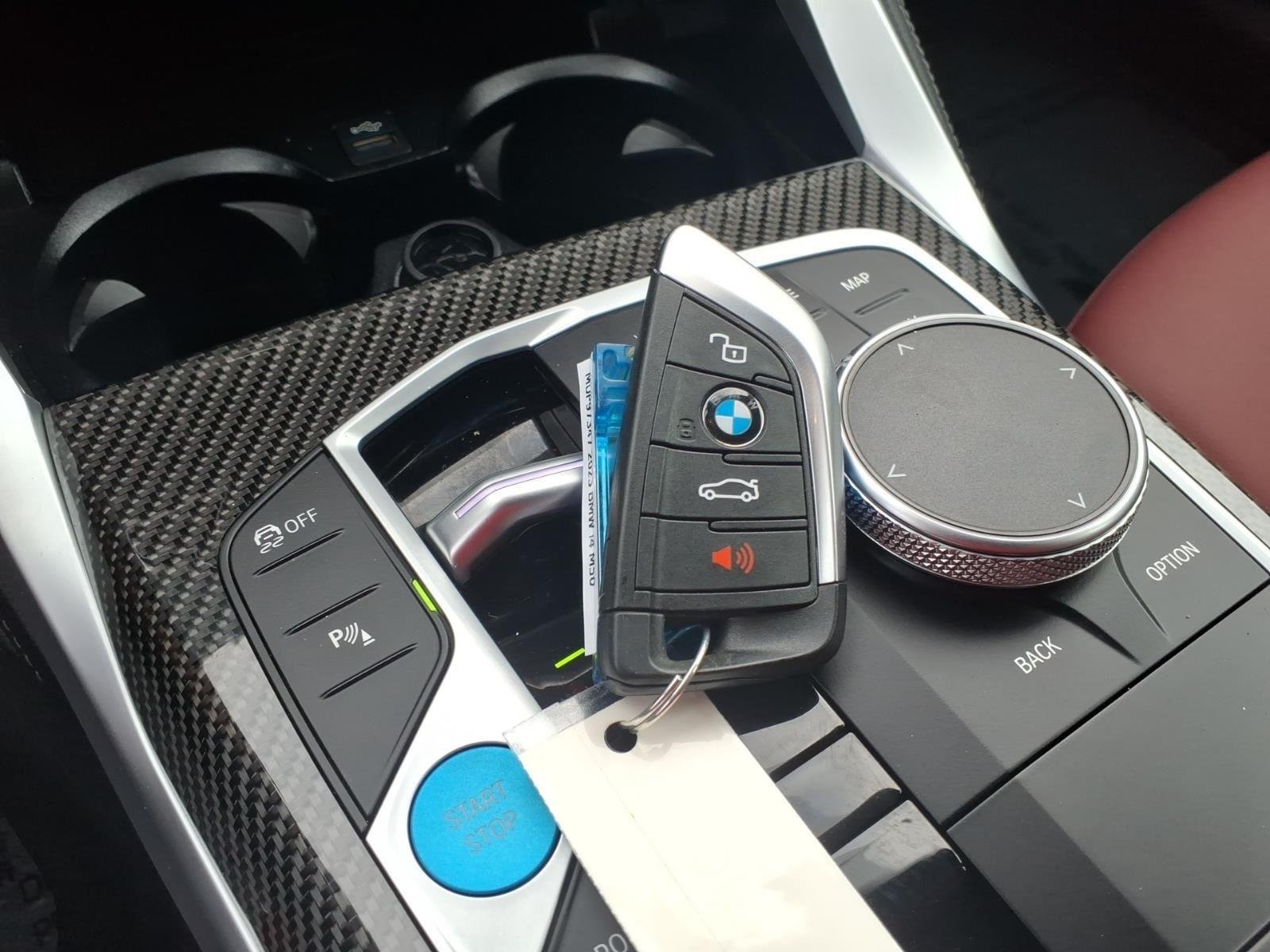 Used 2023 Frozen Portimao Blue Metallic BMW M50 image 33
