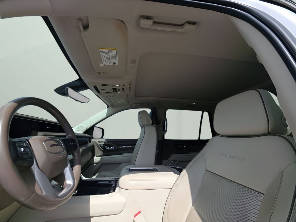 Used 2021 White GMC Denali image 10