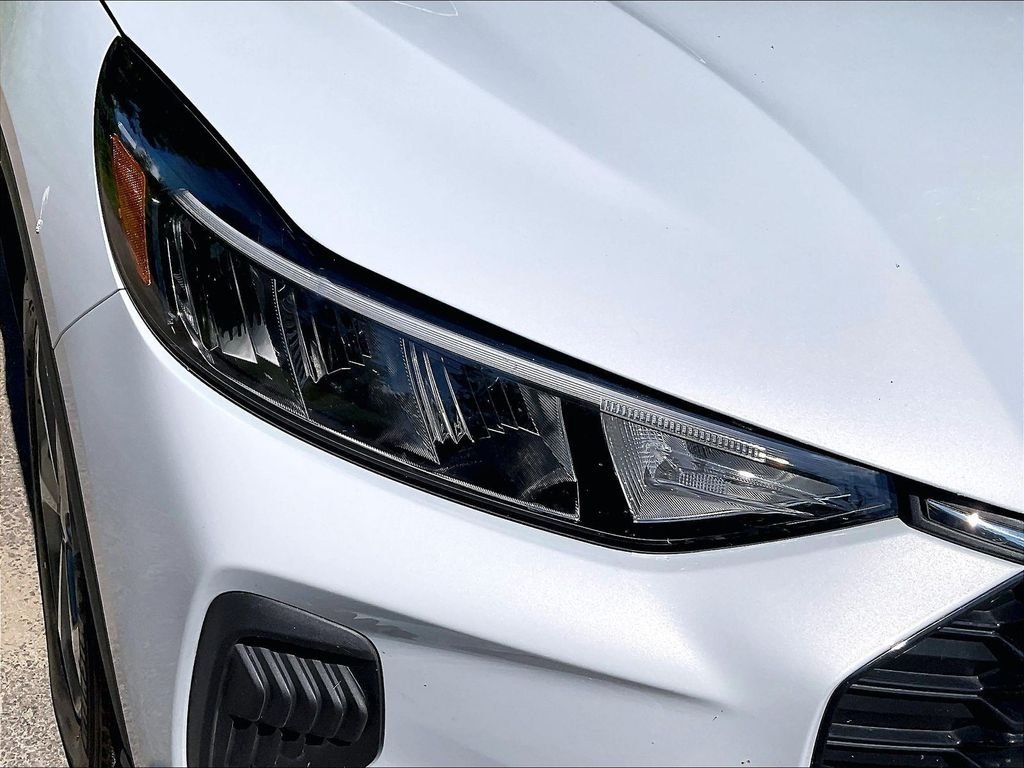 Used 2025 Silver Ford ST-Line image 31