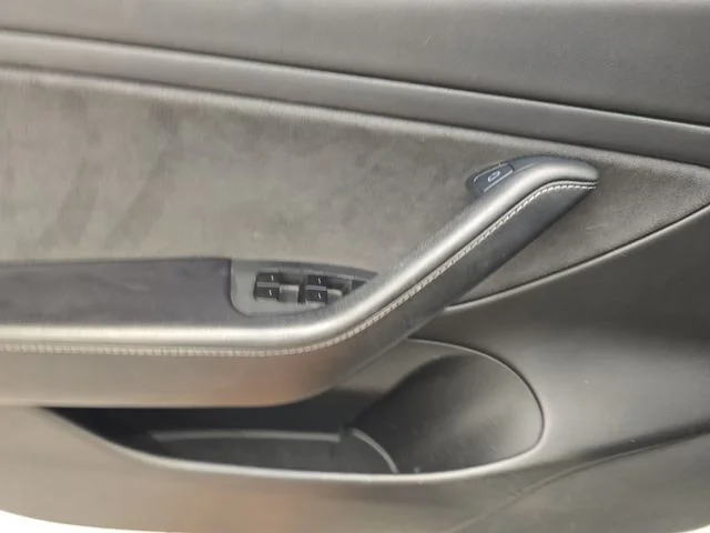 Used 2021 Pearl White Multi Tesla Performance image 27