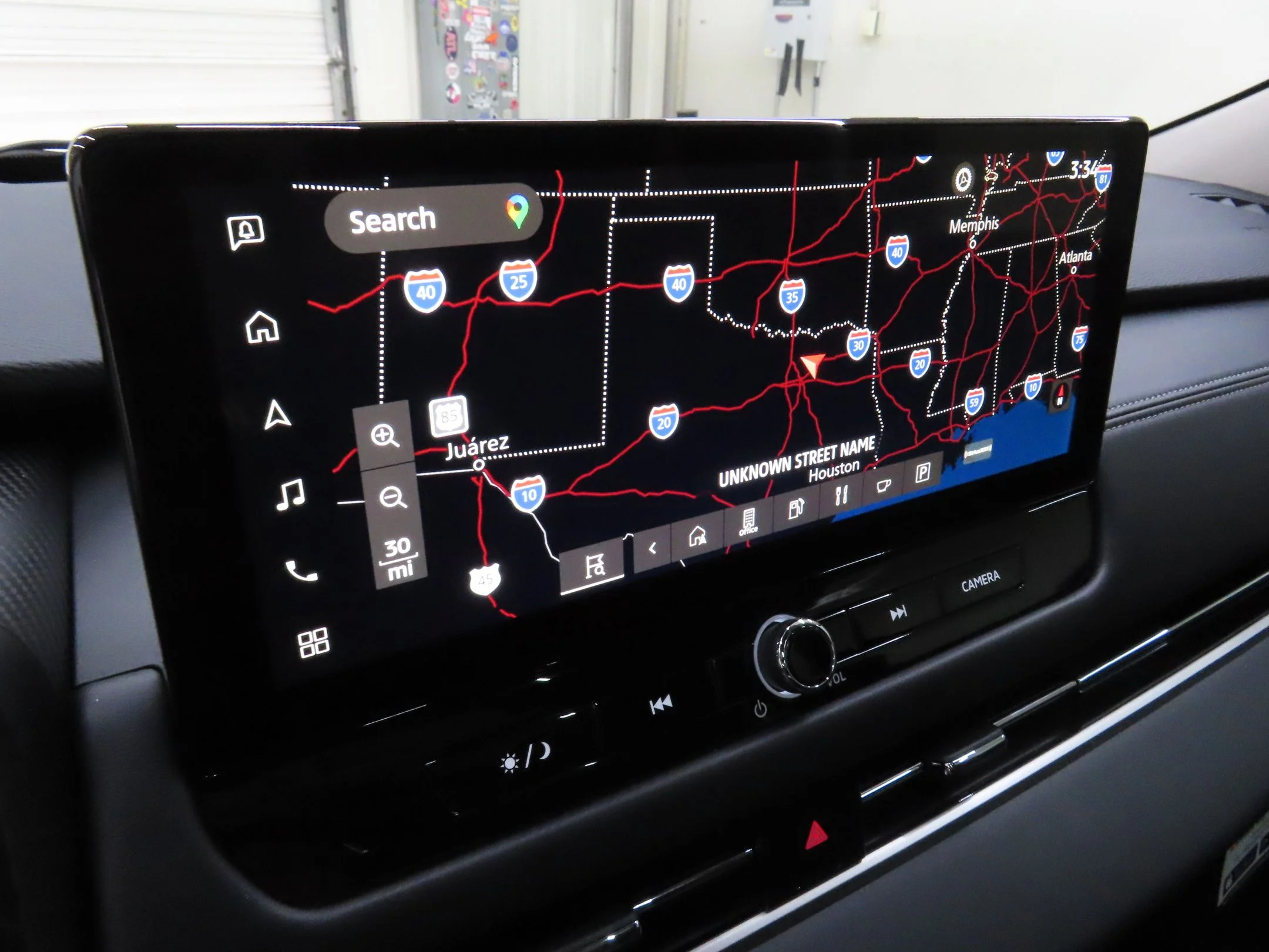 Used 2025 Red Mitsubishi SE image 19