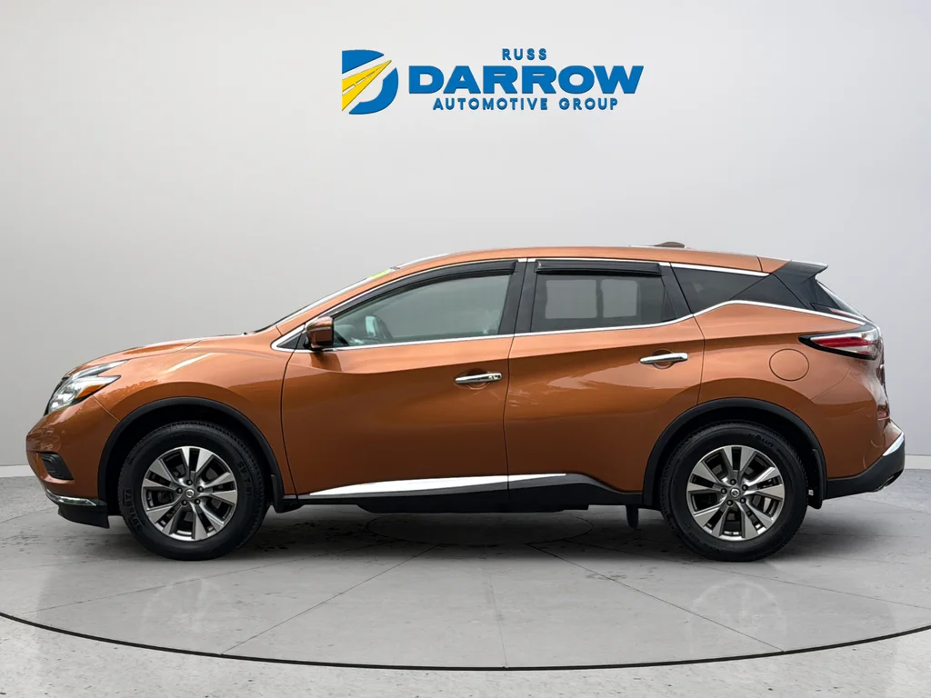 Used 2015 Orange Nissan S image 2