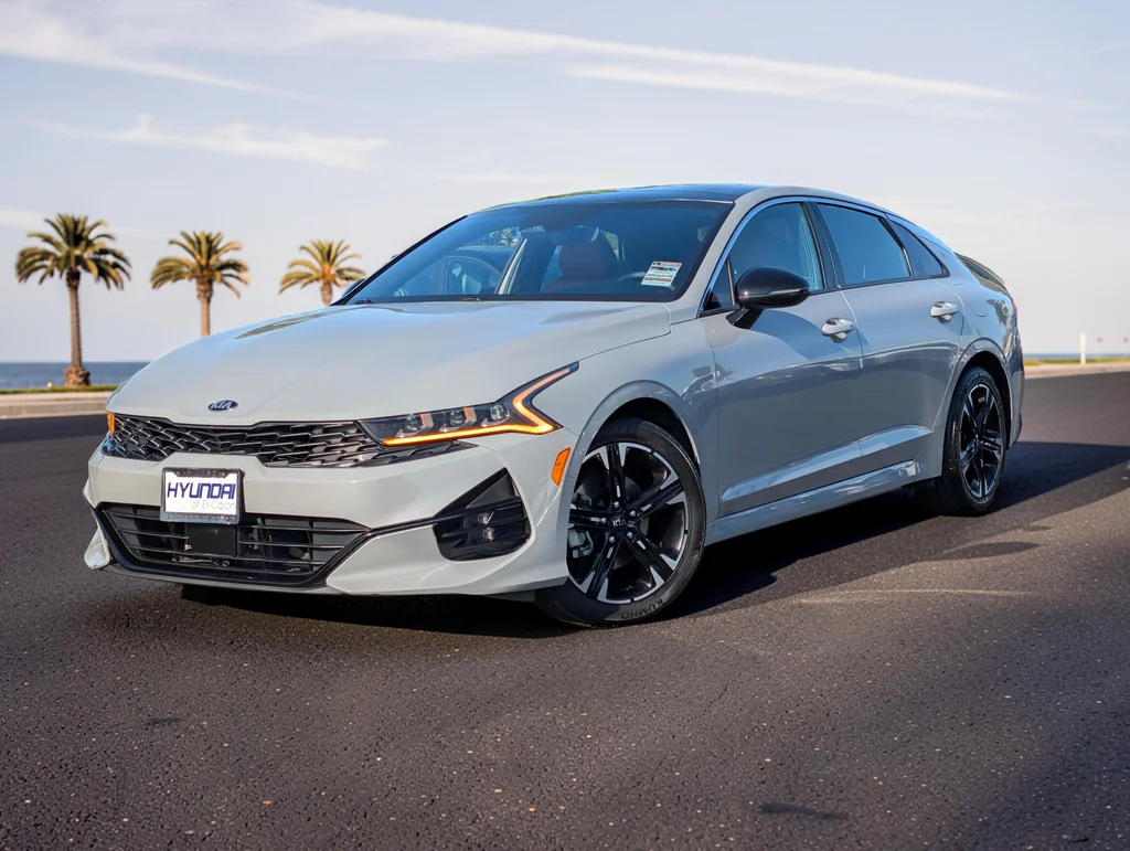 2021 Kia K5 GT-Line - Photo 3