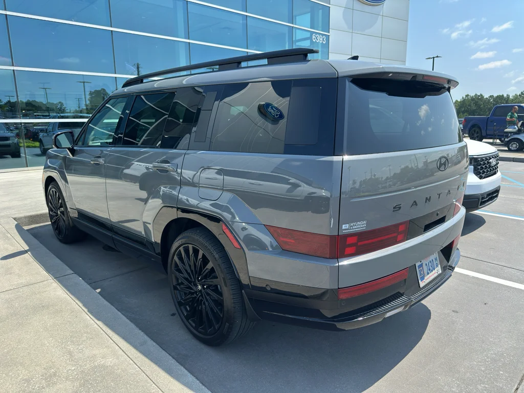 Used 2025 Hampton Gray Hyundai Calligraphy image 4