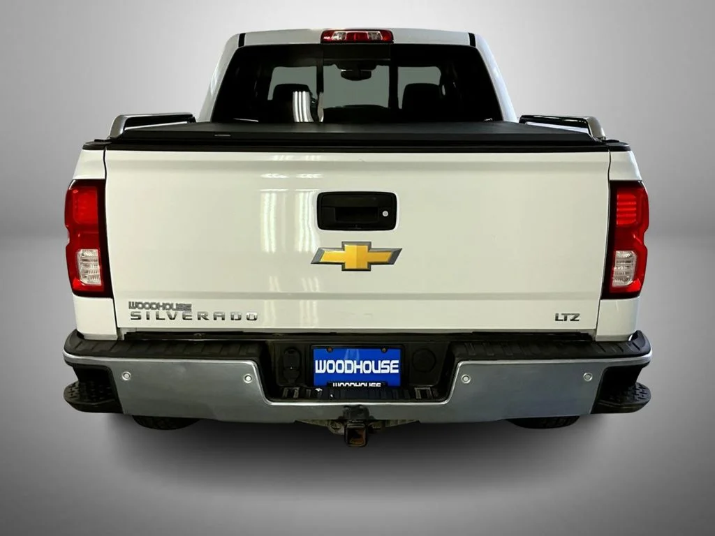 Used 2017 White Chevrolet LTZ image 6