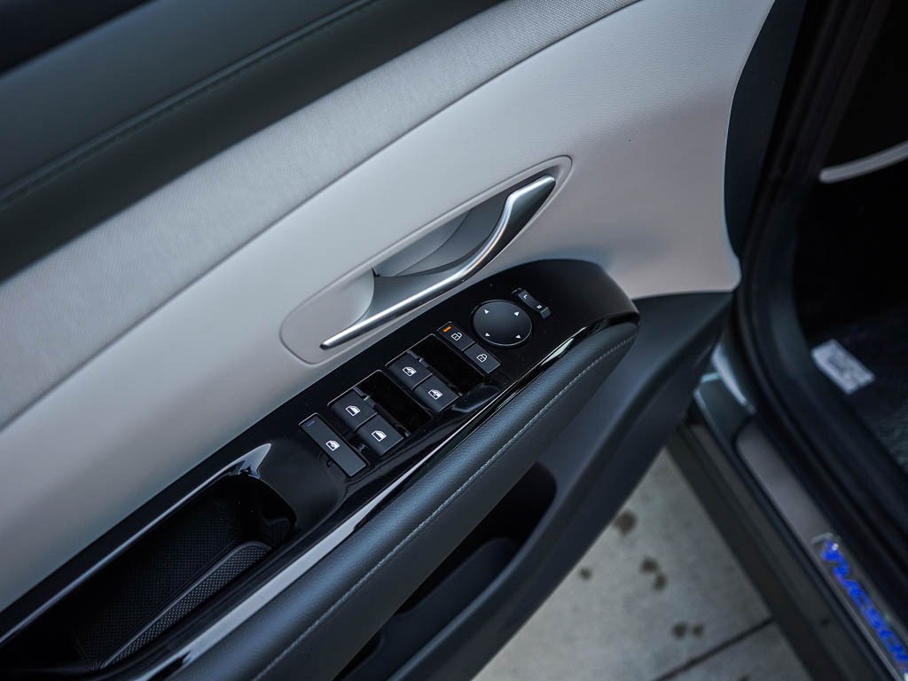 New 2026 Amazon Gray Hyundai Limited AWD image 19