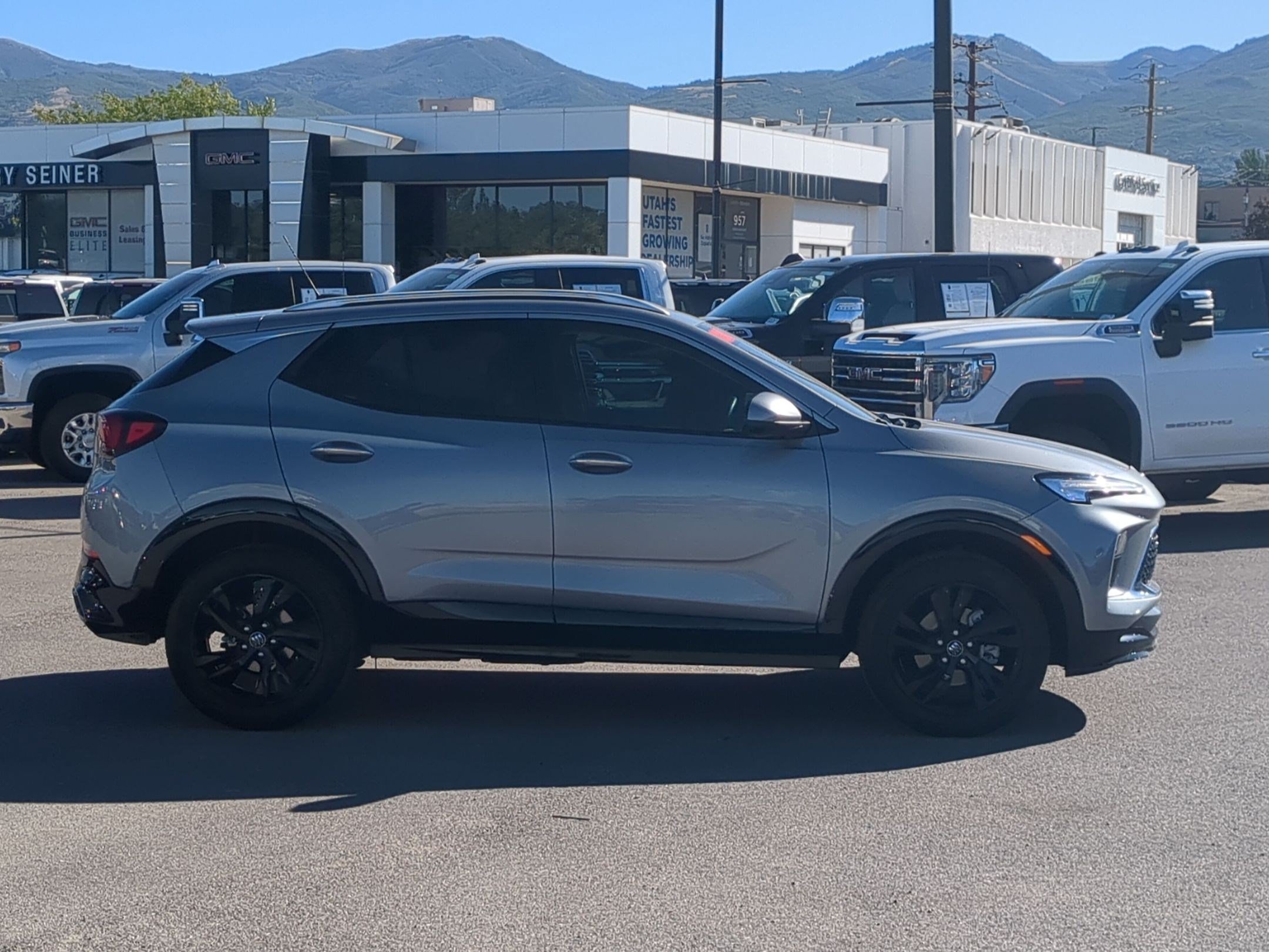 2024 Buick Encore GX Sport Touring - Photo 6