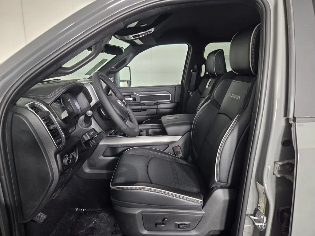 New 2026 Ceramic Gray Clear-Coat Exterior Paint RAM Laramie image 9