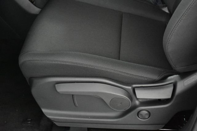 New 2026 Gray Hyundai SE image 33