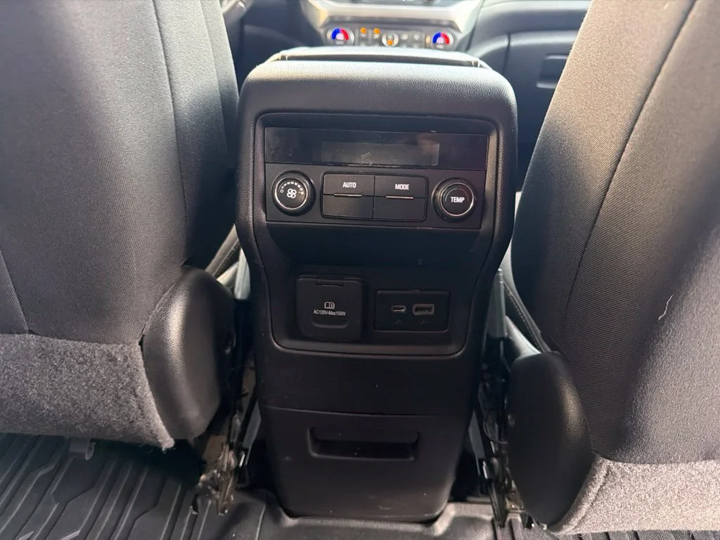 Used 2020 White GMC SLE image 20