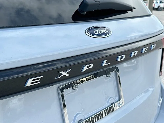 New 2026 White Metallic Ford Active image 17
