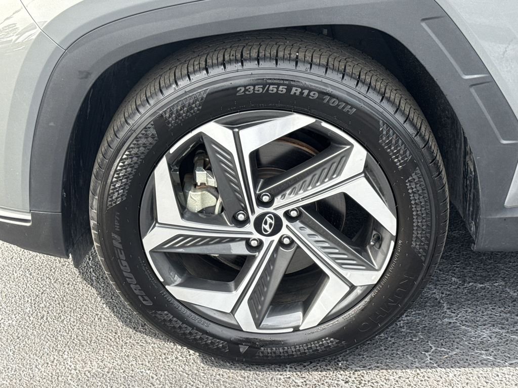 Used 2024 Gray Hyundai SEL image 11