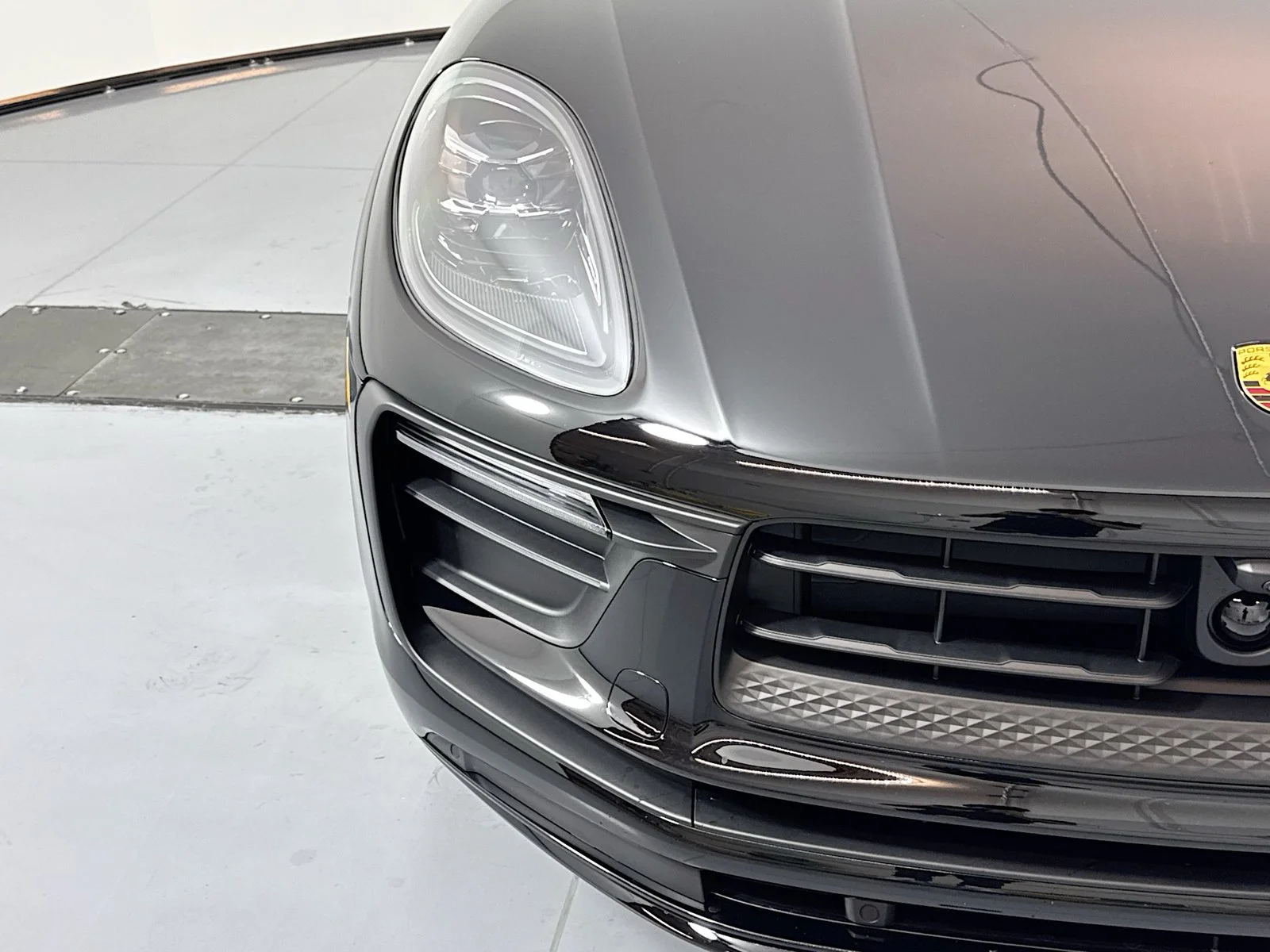 New 2025 Black Porsche  image 28