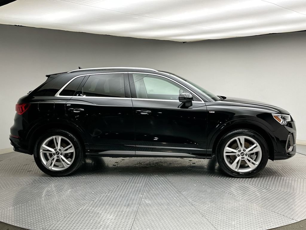 Used 2021 Black Metallic Audi Premium Plus image 14