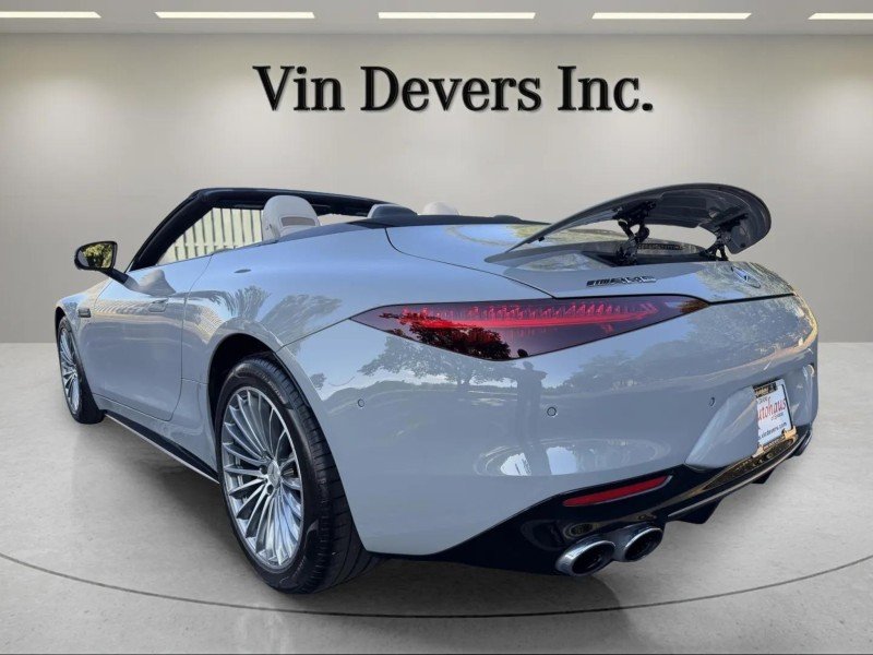 Certified Used 2024  Mercedes-Benz AMG® SL 43 image 5