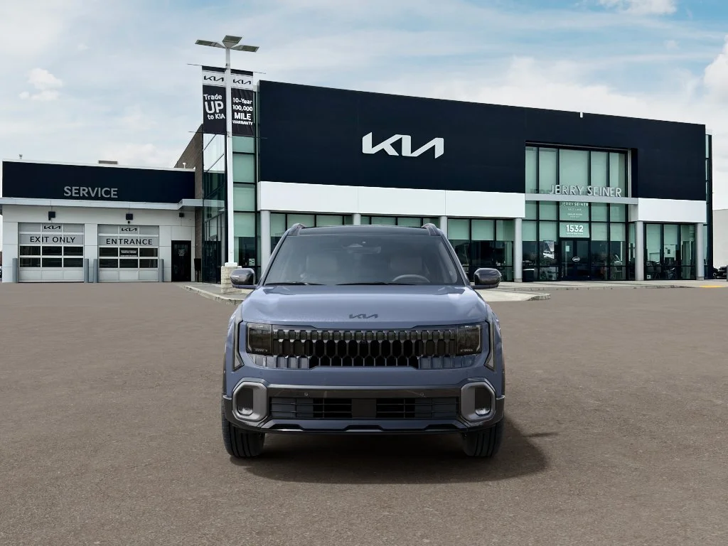 New 2027 Pale Gray Kia X-Line SX image 2