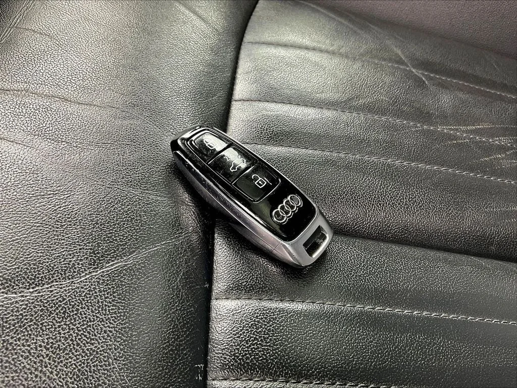 Used 2020 Brilliant Black Audi  image 35