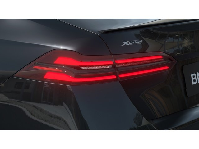 New 2027 Dark Graphite Metallic BMW  image 8