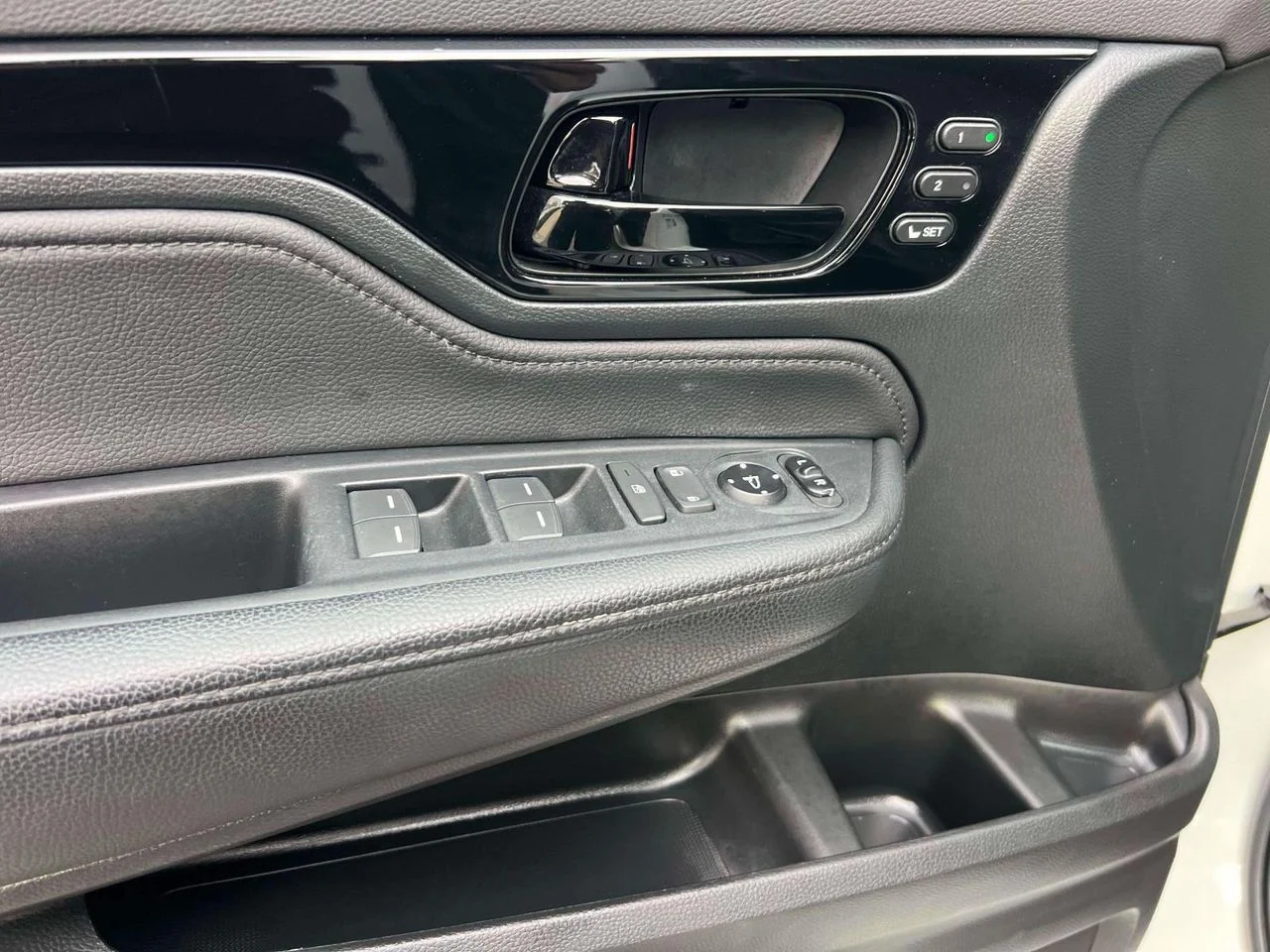 2023 Honda Odyssey Touring - Photo 20