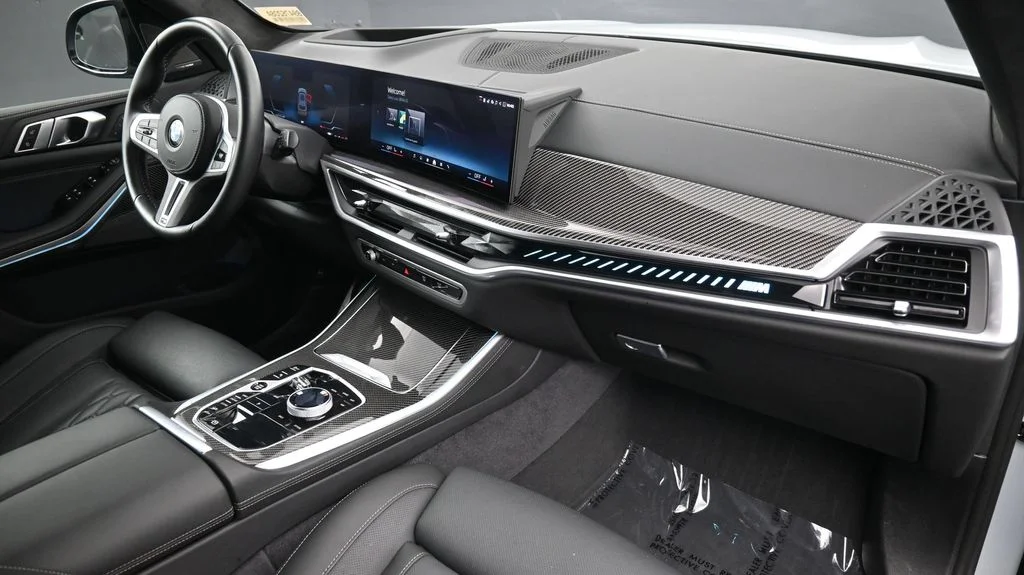 2024 BMW X5 M60i - Photo 8