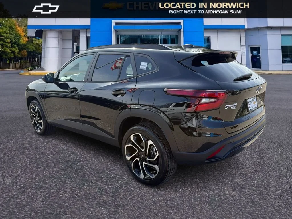 New 2026 Mosaic Black Metallic Chevrolet 2RS image 7