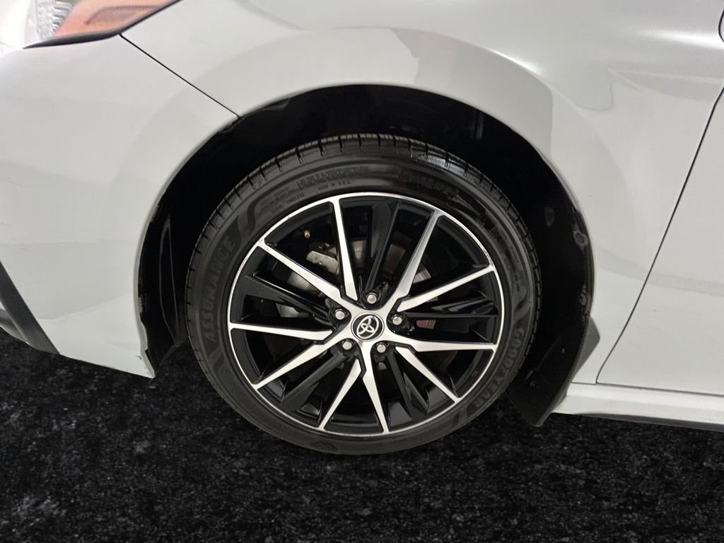 Used 2023 White Toyota SE image 27