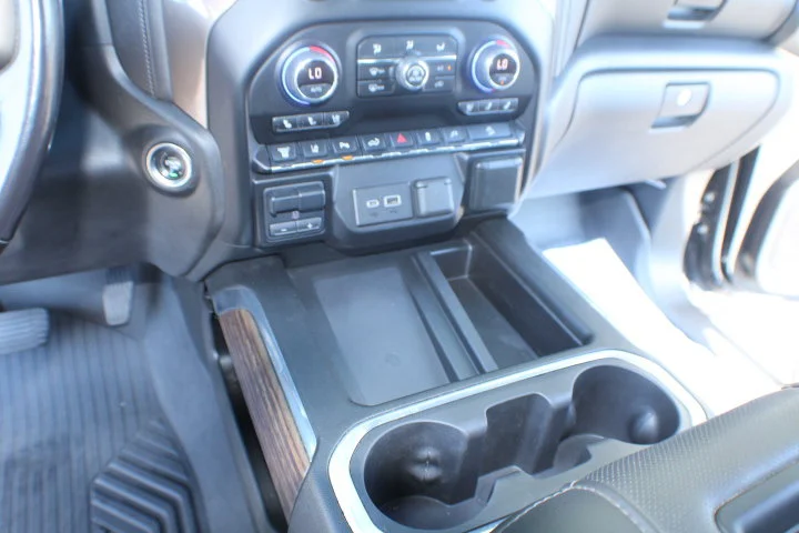 Used 2022 Mosaic Black Metallic Chevrolet High Country image 13