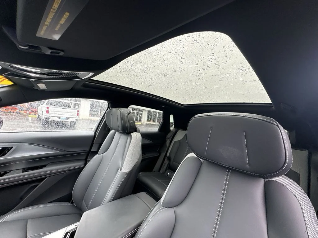 Used 2024 Red Cadillac Tech image 22