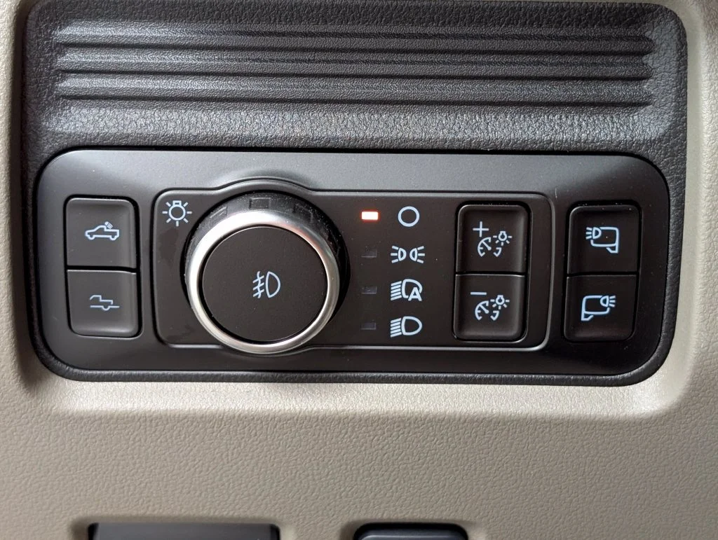 New 2027 Neptune Blue Ford F-250® Platinum® image 15