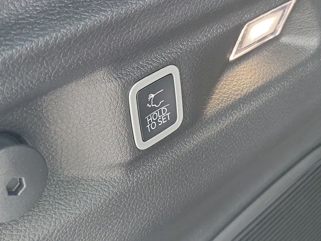 New 2026 Bright White Clearcoat Jeep  image 7