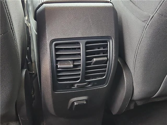 Used 2017 Shadow Black Ford SE Front-wheel Drive image 15