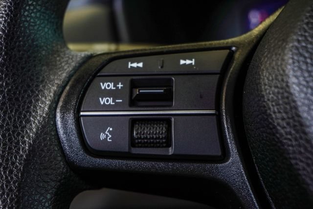 Used 2023 White Honda EX image 31