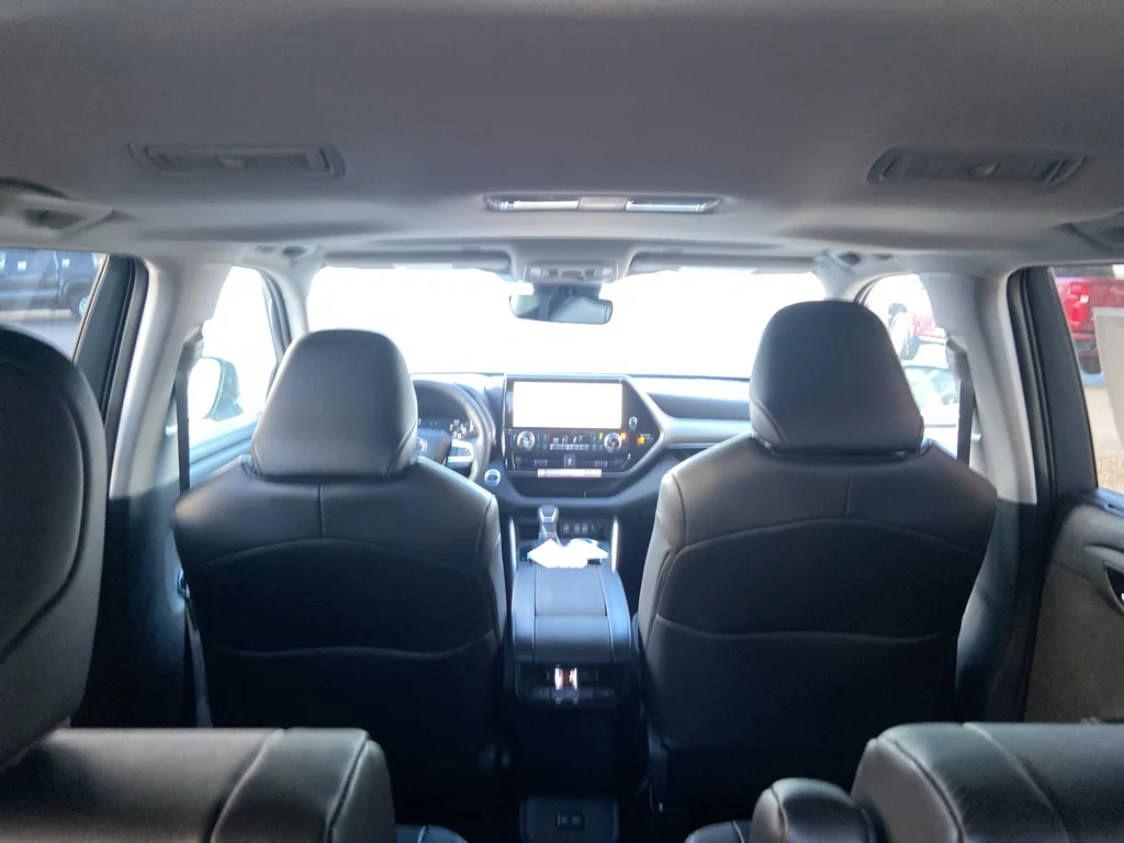 2026 Toyota Highlander XLE - Photo 11