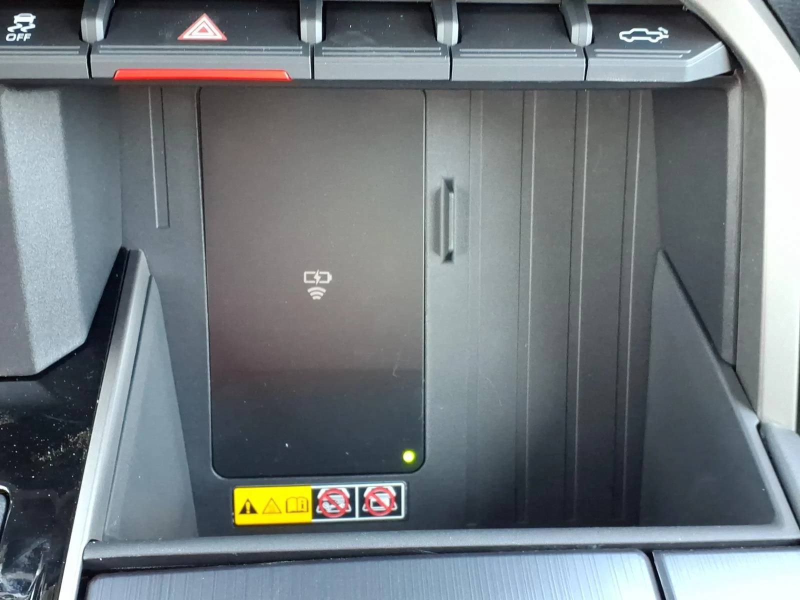 2026 Toyota Tundra Platinum - Photo 18